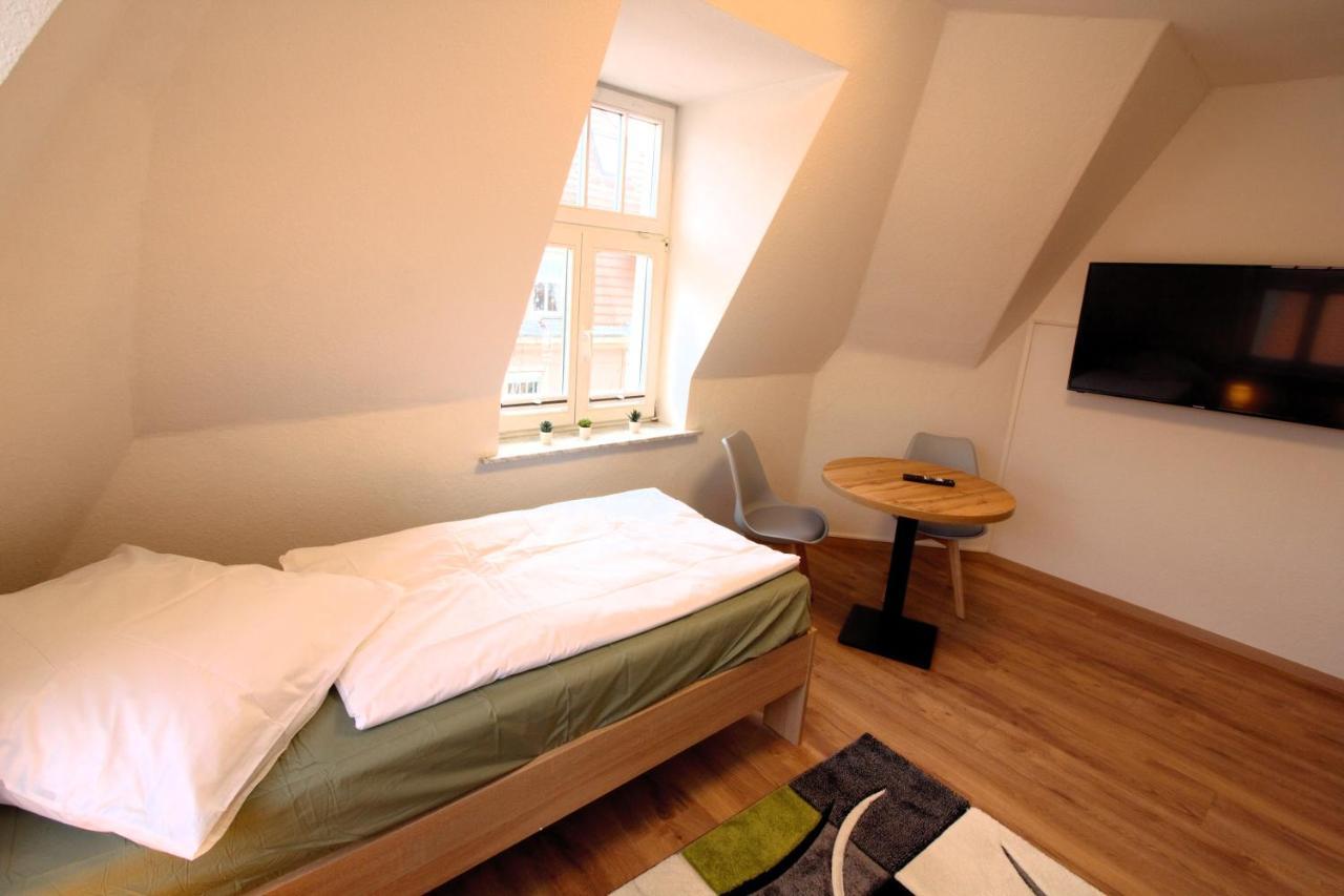 Ara Monteurzimmer Ferienwohnung Zentrumsnah Kesselsdorferstr ドレスデン エクステリア 写真
